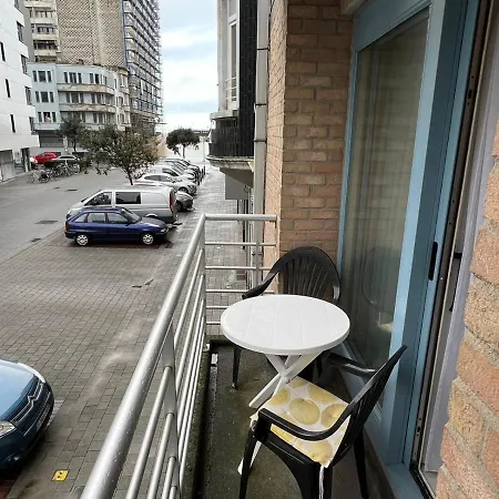 Residentie Cappuccino -- In Stad Vlakbij Strand Apartmán *