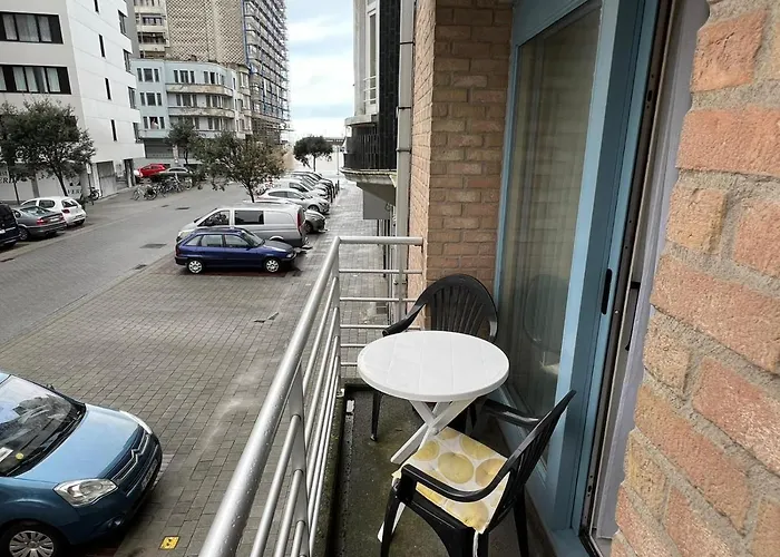 Residentie Cappuccino -- In Stad Vlakbij Strand Lägenhet *